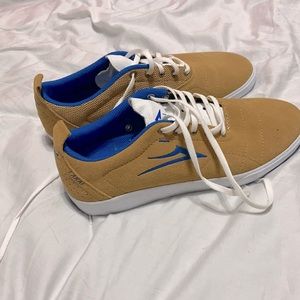 Men’s Lakai brand new mustard suede sneakers